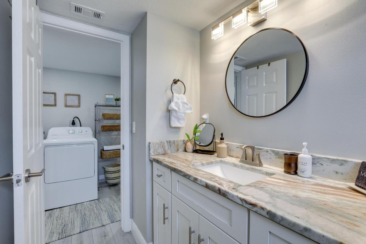 Coastal Sarasota Condo Minutes To Beach! Exteriör bild